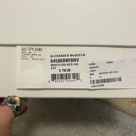 EUC Men Sz 8 (Euro Sz 41) Alexander McQueen Sneakers In White/Reflective Silver - Picture 8 of 16